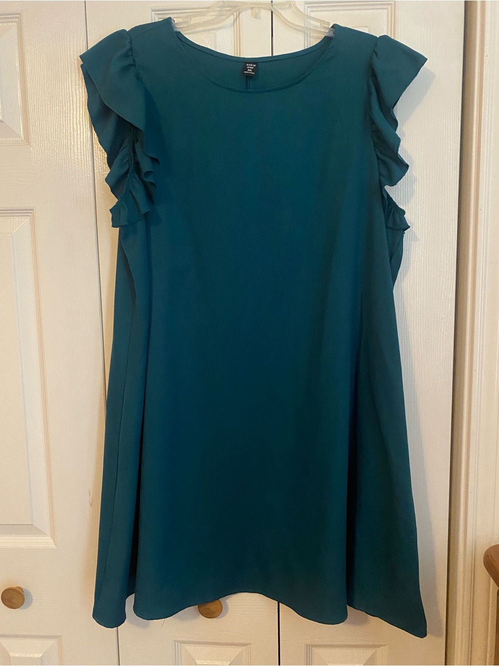 SHEIN Curve Hunter green dress. Ruffle sleeves Size 3XL